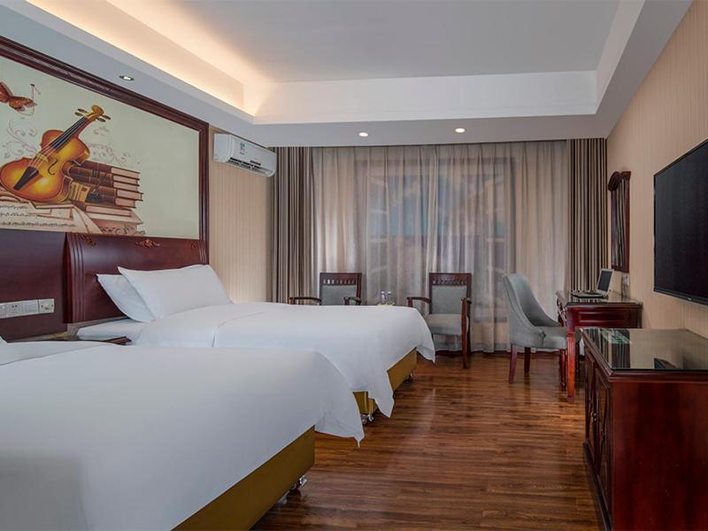 Vienna Hotel Shenzhen Shangjin Center Bagian luar foto
