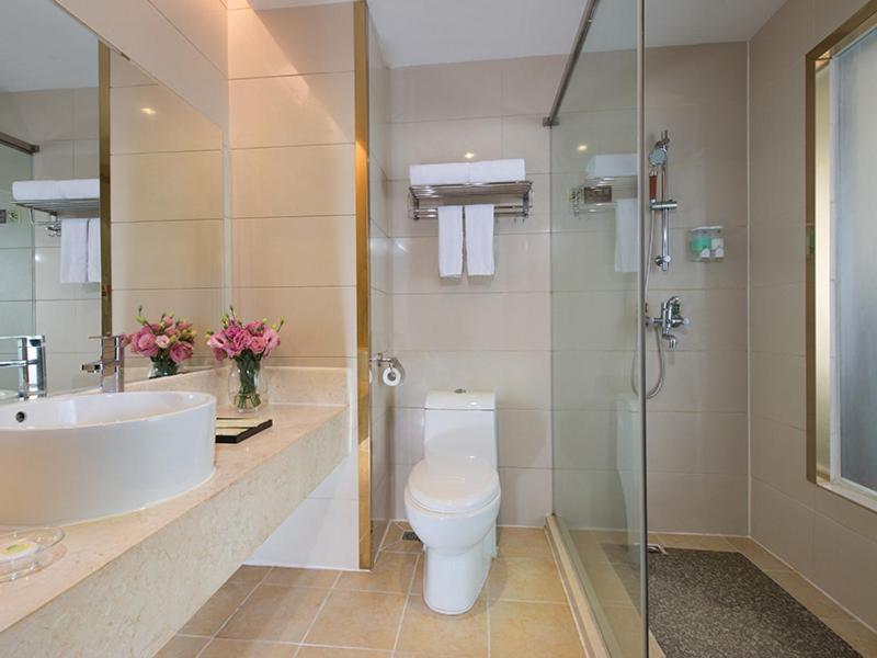 Vienna Hotel Shenzhen Shangjin Center Bagian luar foto
